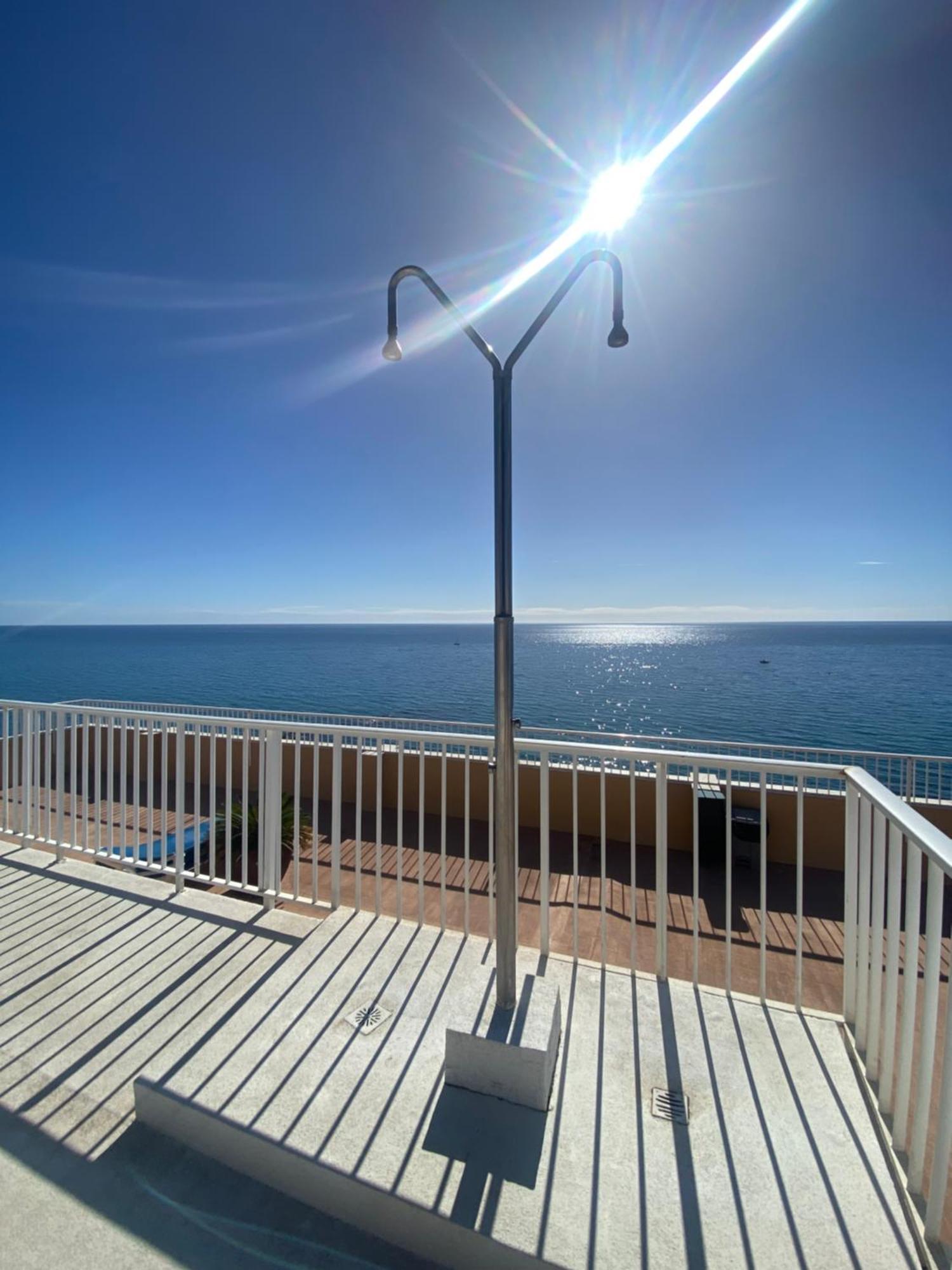 Marbella Beachfront Edificio Mayoral Primera Linea De Playa Y Centro Ciudad Con Barco Opcional Exteriér fotografie